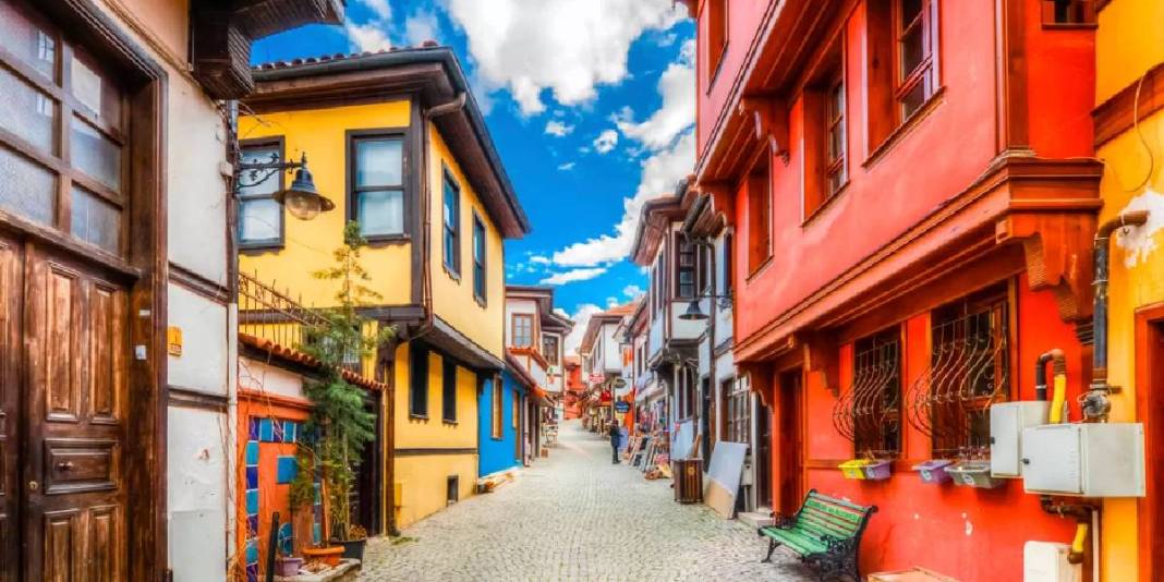 Ne İstanbul ne Ankara! İkisinin arasında kalan ilçe doğayla iç içe bir masal: Günübirlik giden hafta sonunu uzatıyor! 3